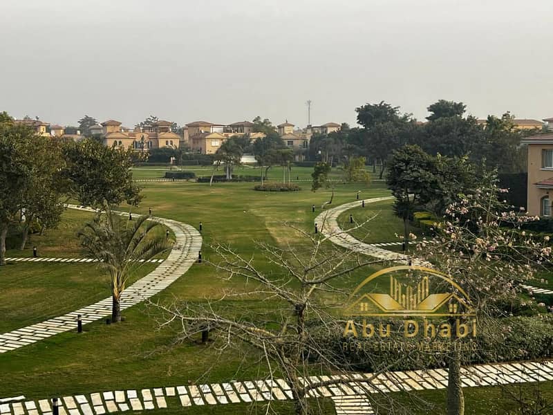 2 8ed8bd7a-317a-4bb4-b19c-886e168ffbb1. jpg