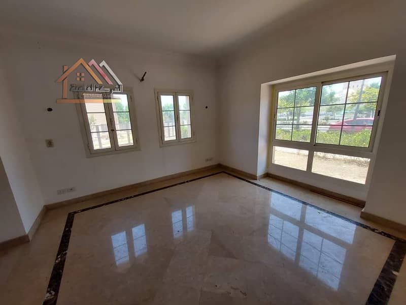 2 18b1a0f1-884c-4b6c-82d3-de6a9cad8d39. jpg