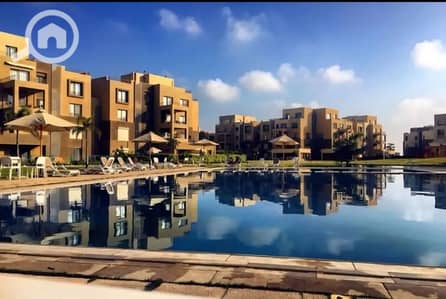 2 Bedroom Flat for Sale in 6th of October, Giza - photo_1_2025-12-23_00-14-59. jpg