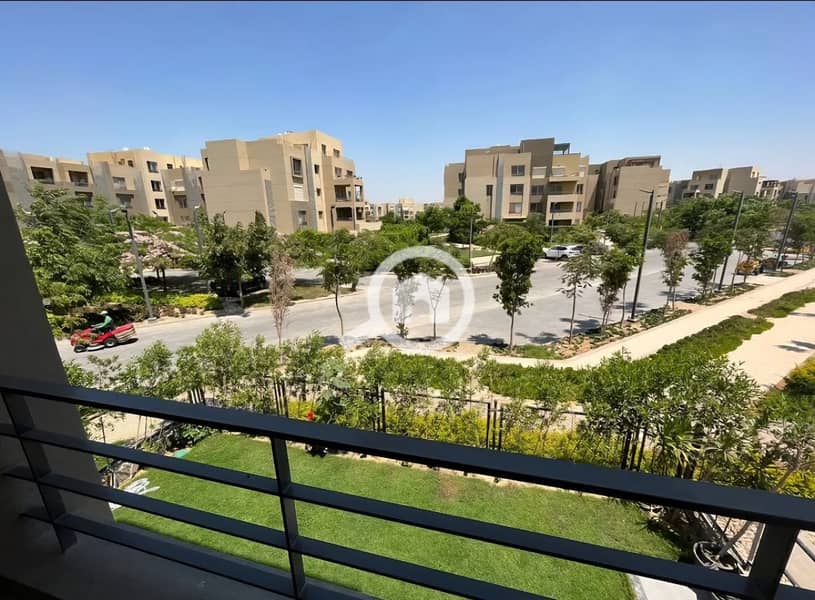 4 photo_2_2025-12-23_00-14-59. jpg