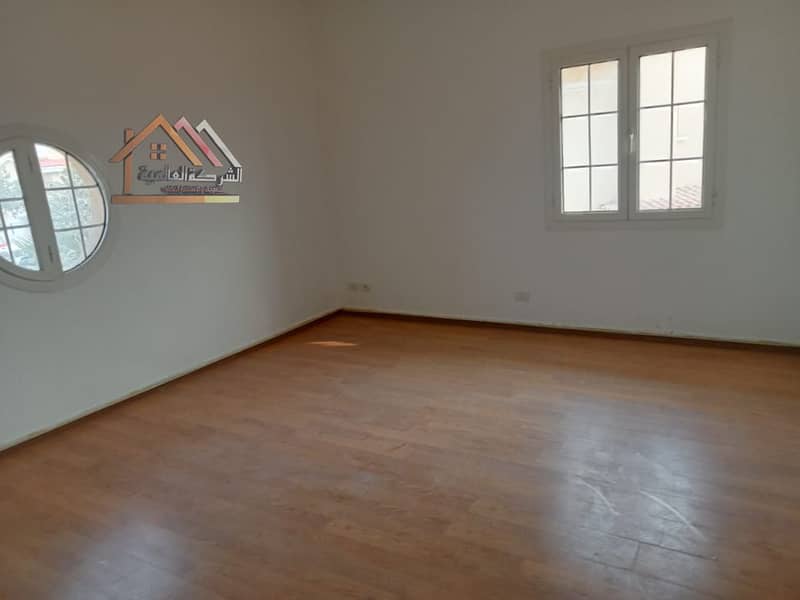 4 7dad8ce7-9e71-4542-a22b-56ce4a849ac6. jpeg