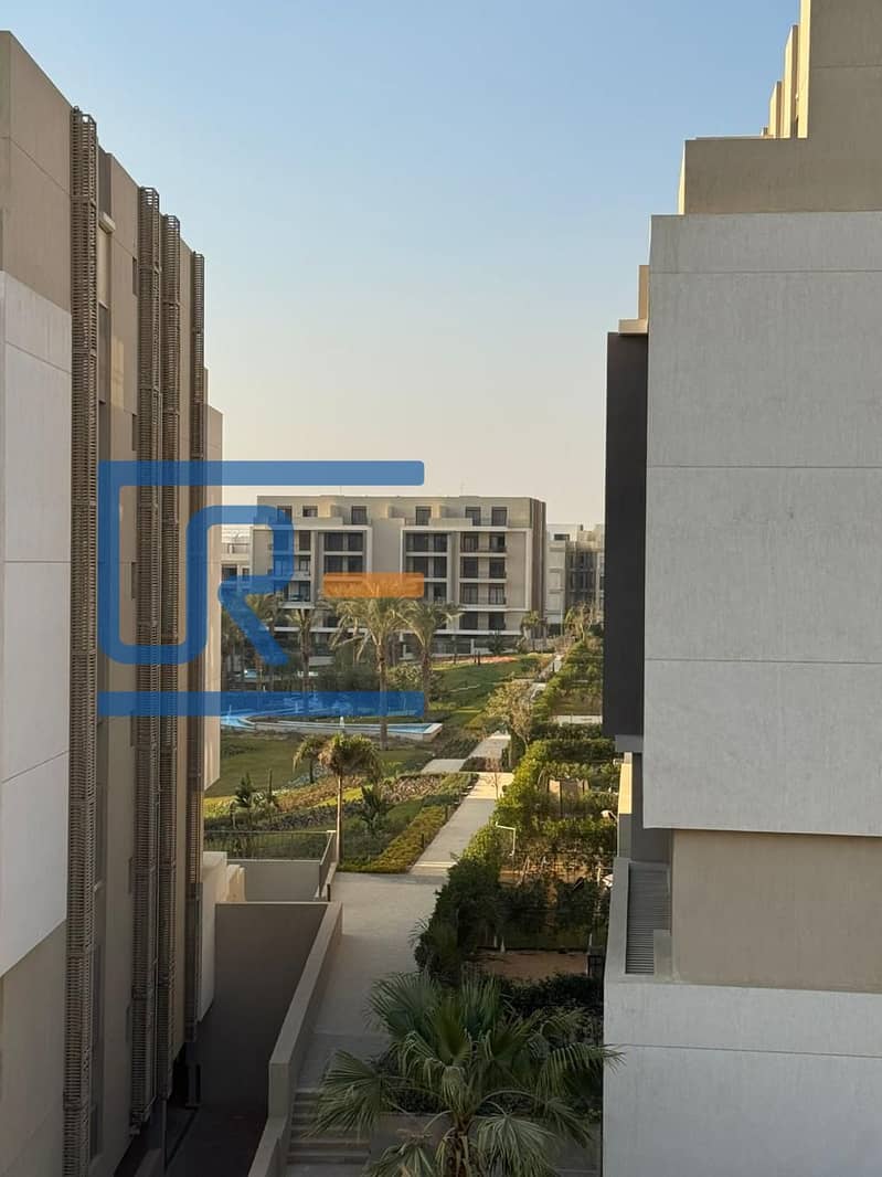 2 0e910c98-9222-4b31-9c26-6c22cd983b52. jpeg