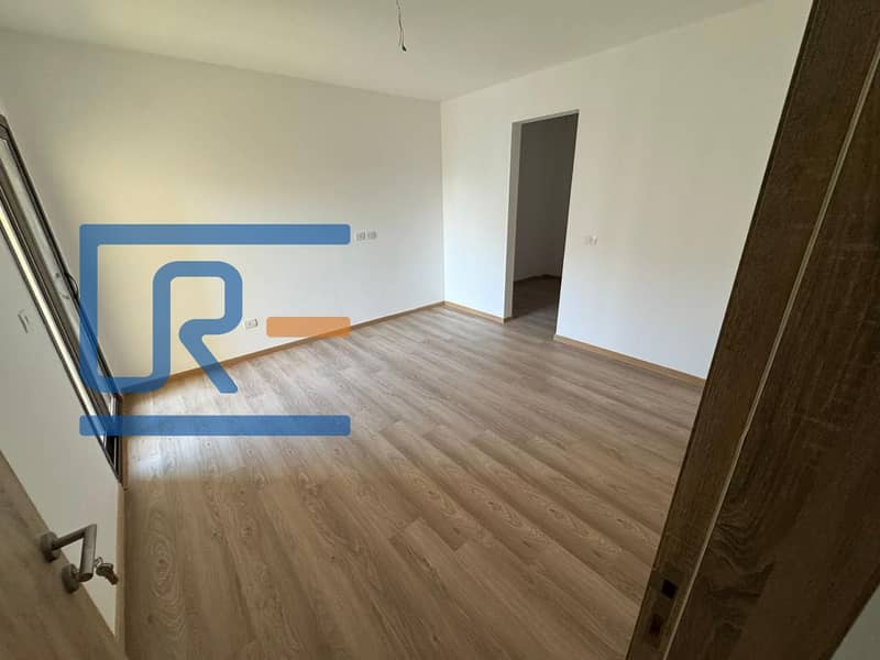 7 a4ff340d-e98f-4875-8256-2262062f485e. jpeg