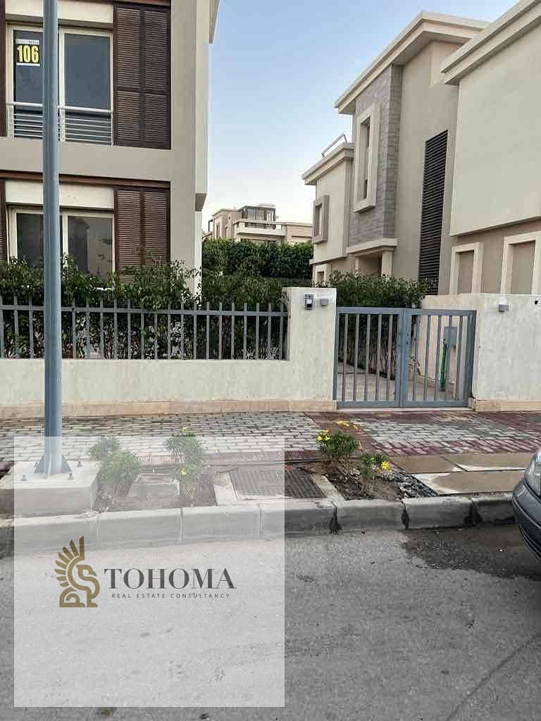 3 3d3d2190-38d5-45ca-ab4d-3dec2de572b4. jpg