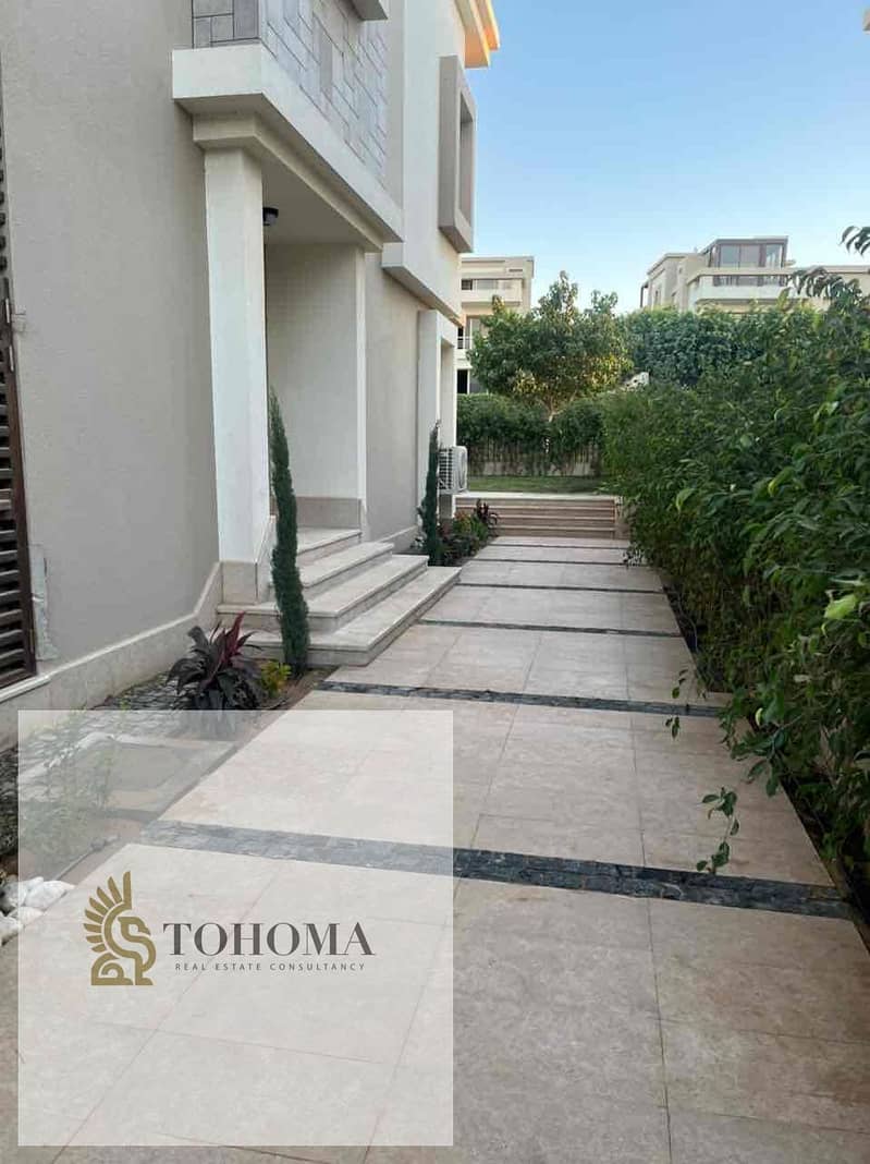 8 f0b2ae0e-b639-46ff-a170-677ac4b4de00. jpg