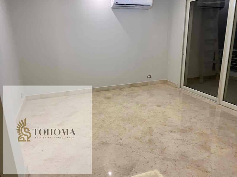 18 e792d75a-93e0-40ae-92ee-dc62360ee7ab. jpg