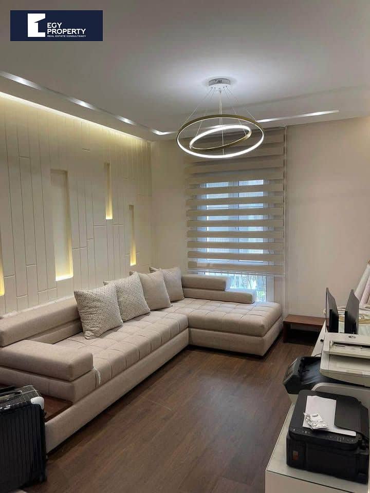 8 567965647_1864780314427016_6992591079573717263_n. jpg