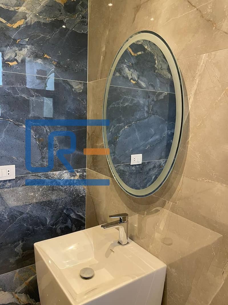 6 3212d994-f7bc-4515-bb01-73c49eed0e5b. jpeg