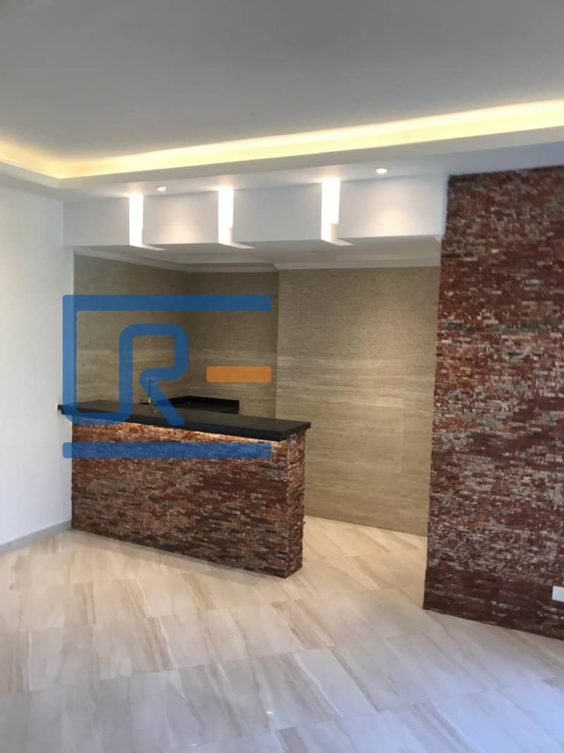 5 28b67829-7294-4368-bf54-bcdd15b6d083. jpeg