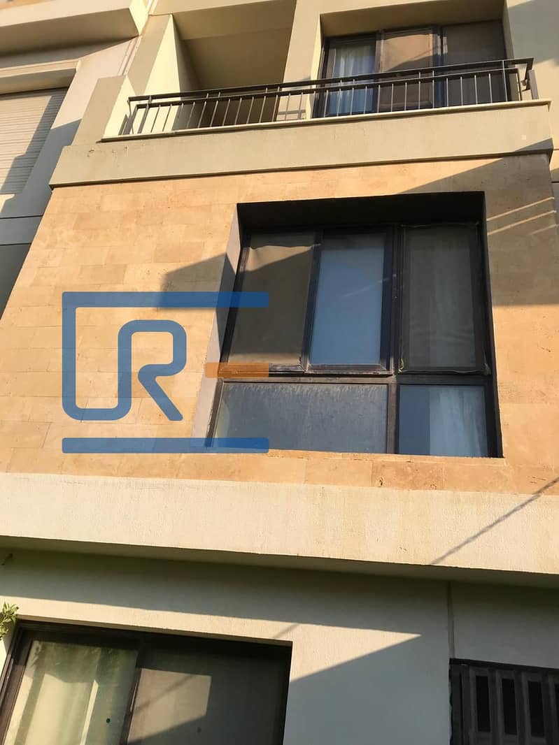 19 fa2e7eec-6768-461b-a965-c870b8a5475b. jpeg