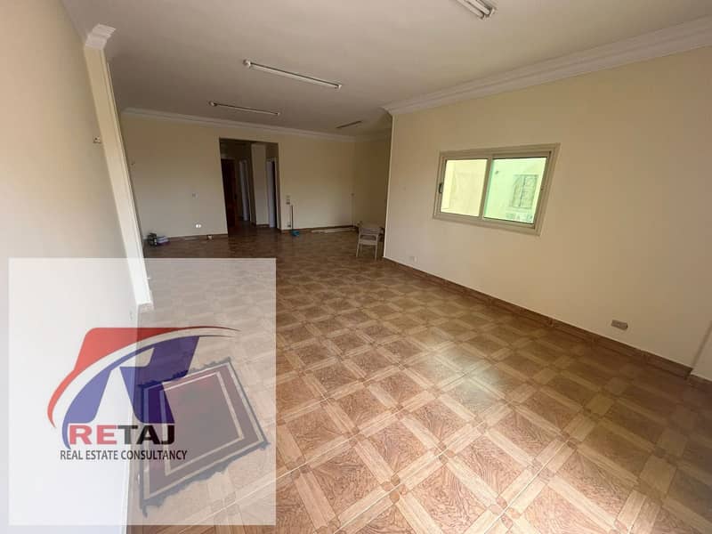 2 8cf7302e-2abb-4228-9276-669c90988d36. jpg