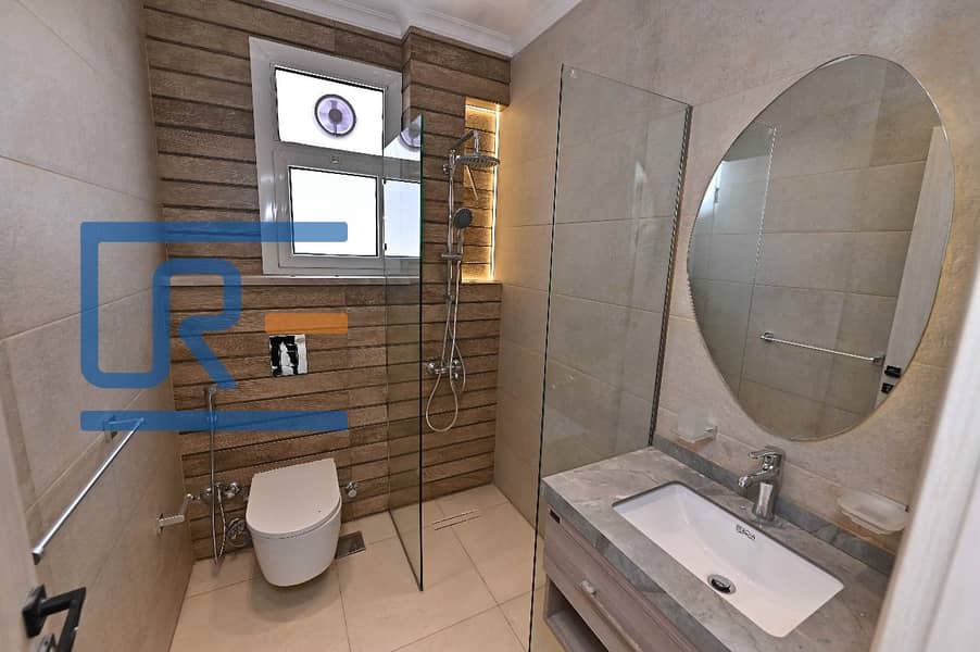 7 a2da007e-2a75-4171-ac77-37531c9e9252. jpg