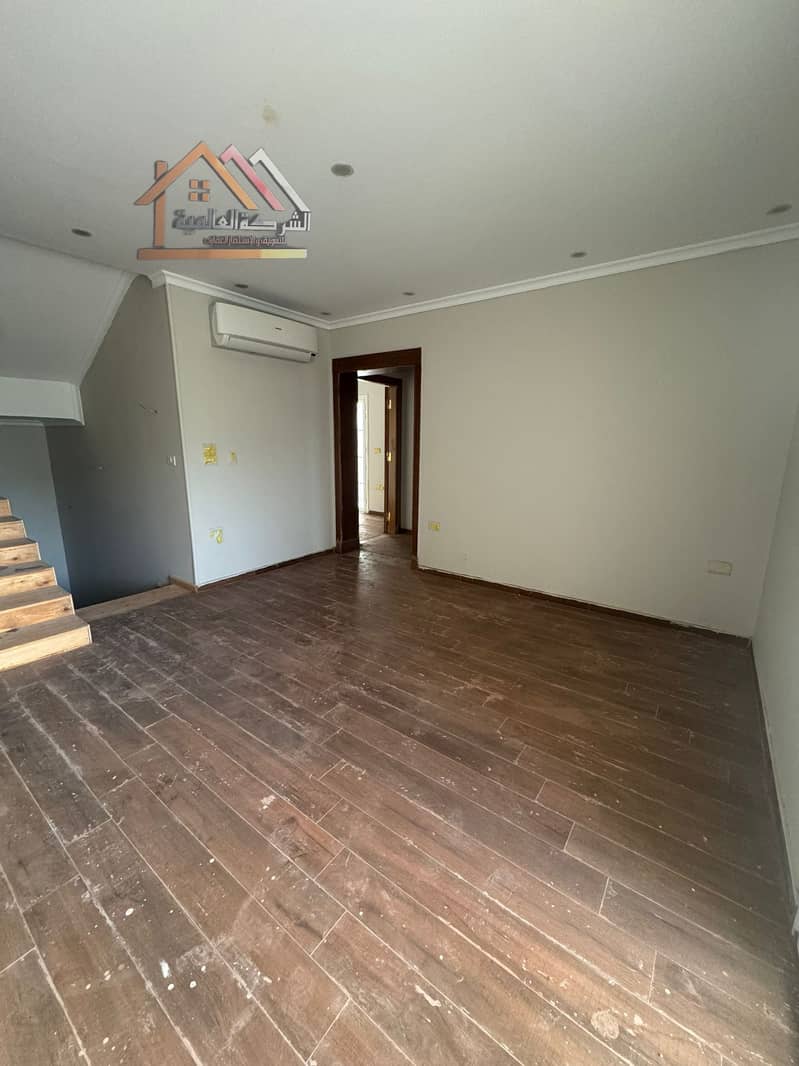 3 d82230b4-e18c-46b3-a80b-b0196e75b690. jpg