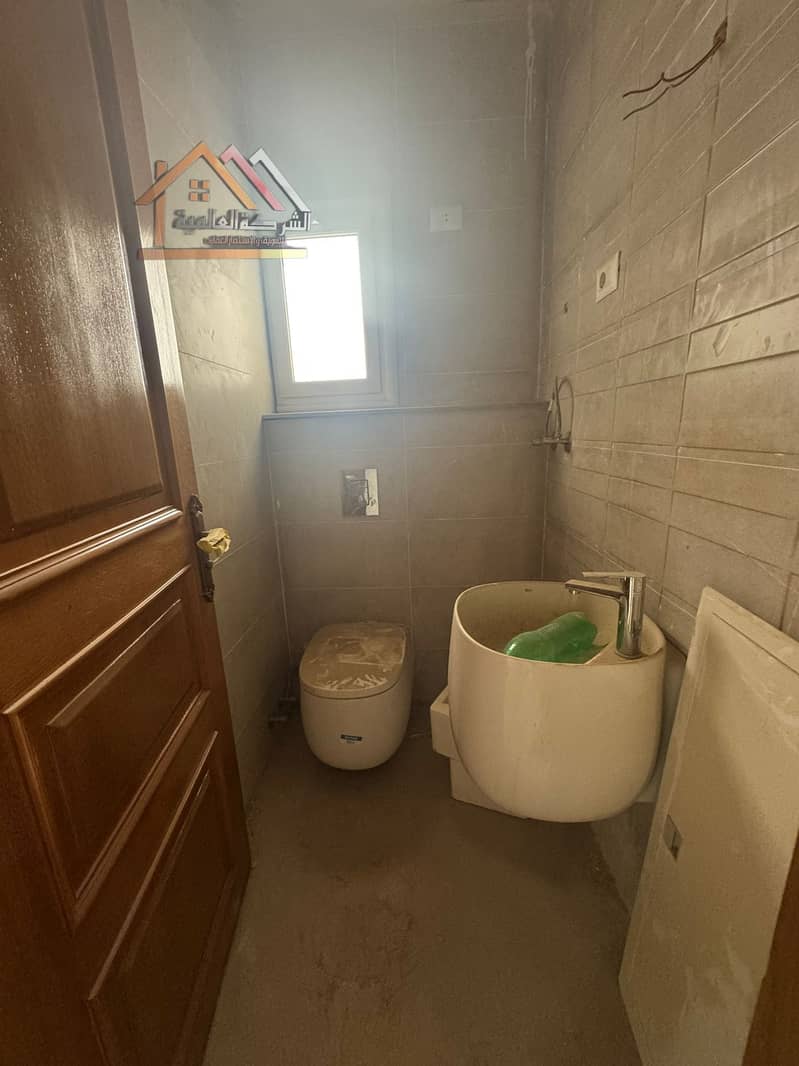 5 99a8fc13-767d-4389-b756-be4d37f31faa. jpg