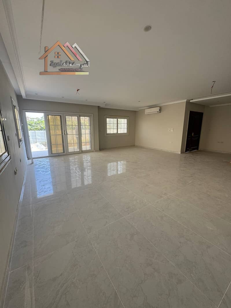 9 369278ad-2cf2-4596-81bf-68247f5add93. jpg