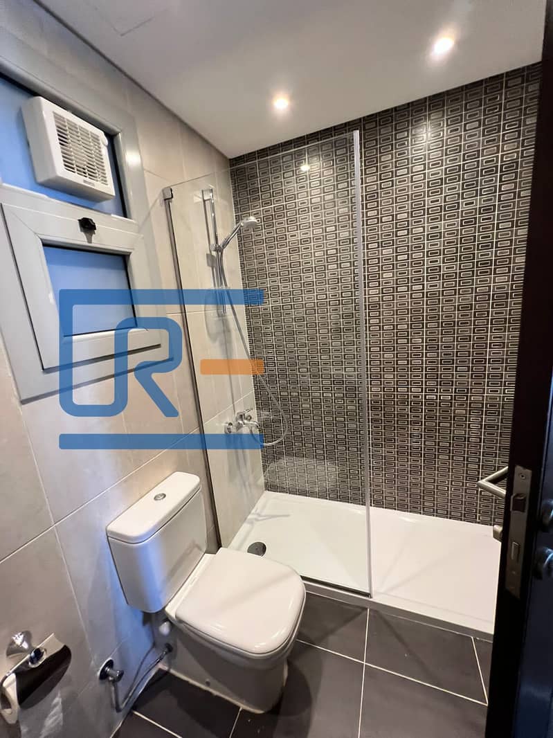 7 9fafc92a-be30-4404-a93a-fb63dc3bedd4. jpg