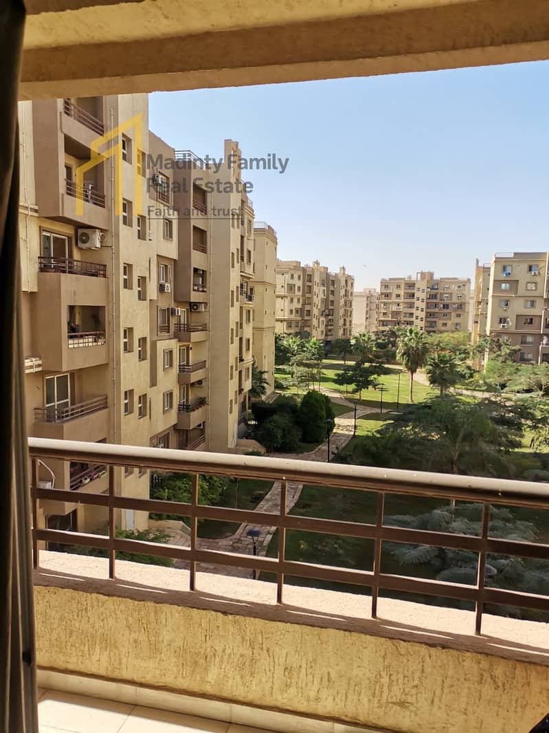 6 e8a35962-42e5-449b-ad4a-910b1ca8bbe4. jpg