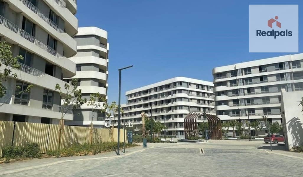 9 8108148-204ffo. jpg