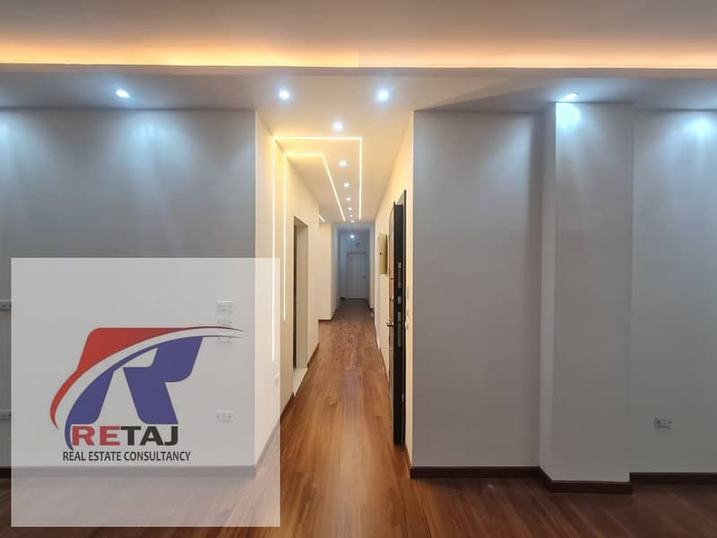 10 df76d657-4f0e-4ef0-8372-fcff13812074. jpg