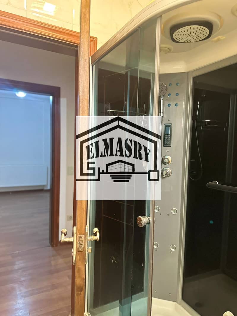 7 0e2bd1a8-5132-415f-b8af-1fb8bf2ed5c6. jpg