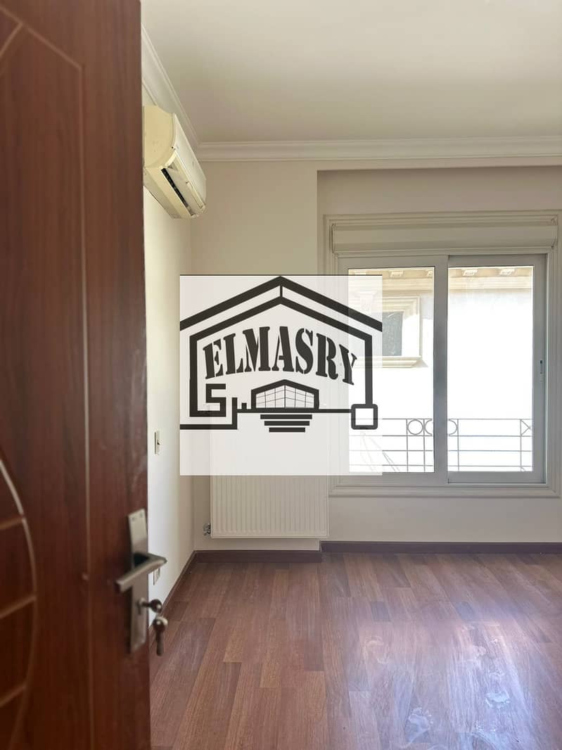 42 c73619af-90cf-40e1-953e-3a867e306b79. jpg