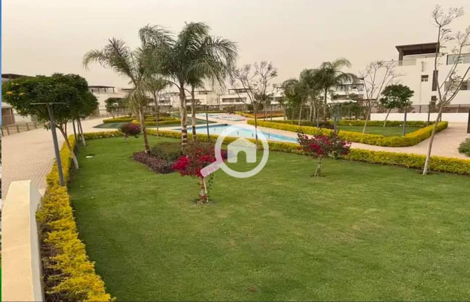 6 WhatsApp Image 2025-11-16 at 1.09. 24 AM_1400x900. jpg