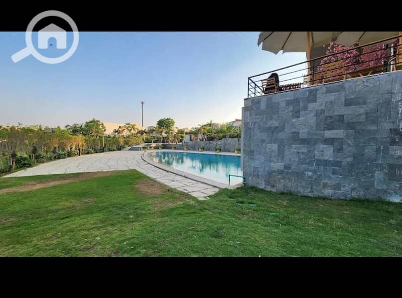 6 cec78fb5-d590-4bb0-a010-74c82eabfdd8. jpg