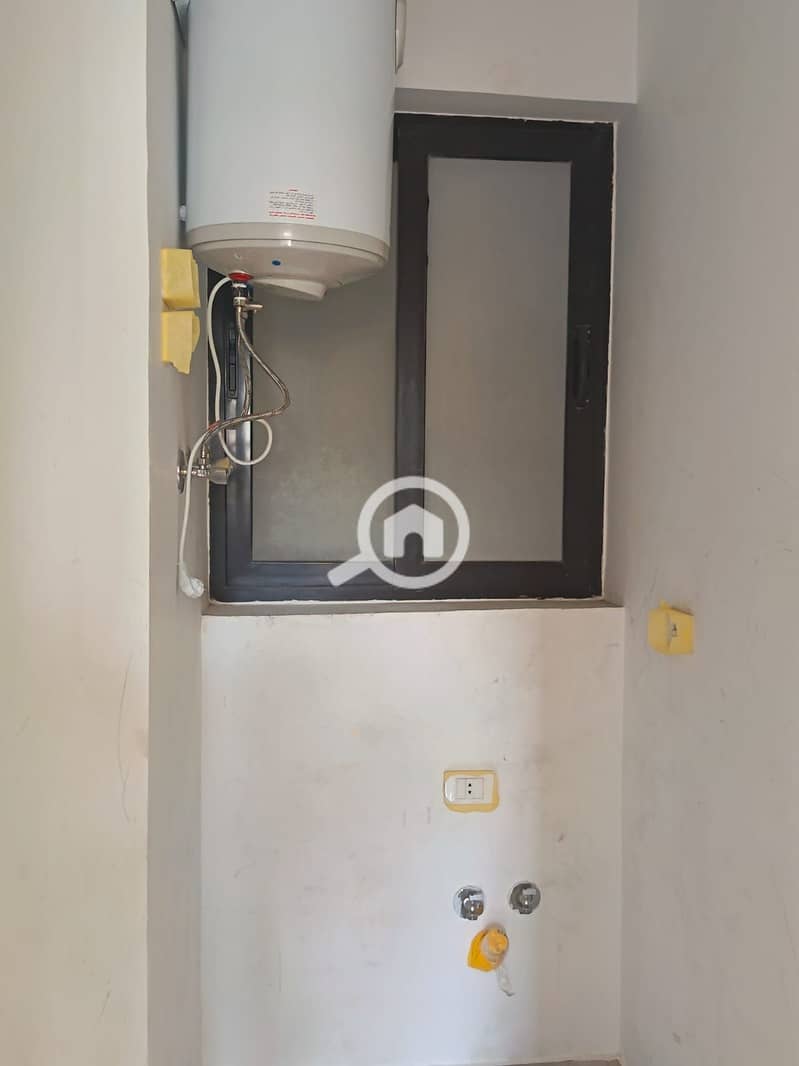 6 77f89af7-718d-426a-895f-4c6ddca854a9. jpg