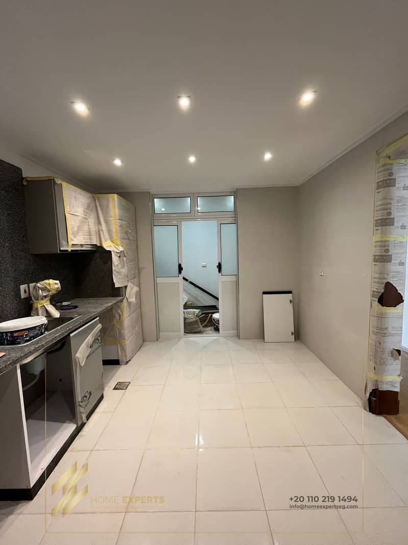 8 942246f4-47b2-42ea-ae38-2ff88e6faeac. jpg