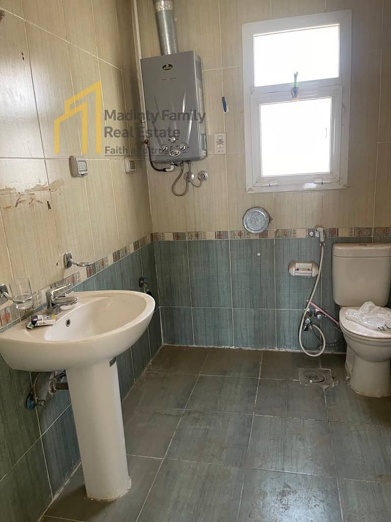 8 b4d32797-b162-4584-bf2b-ba10ea3ad4a3. jpg