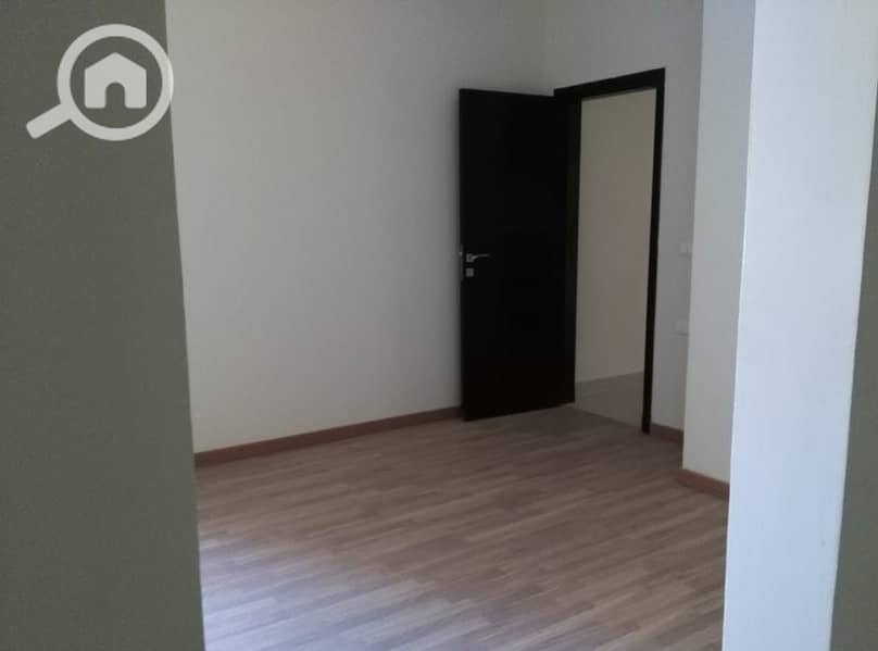 5 cf38c9f5-f07e-4197-8dc4-e8f565e8f4dd. jpg