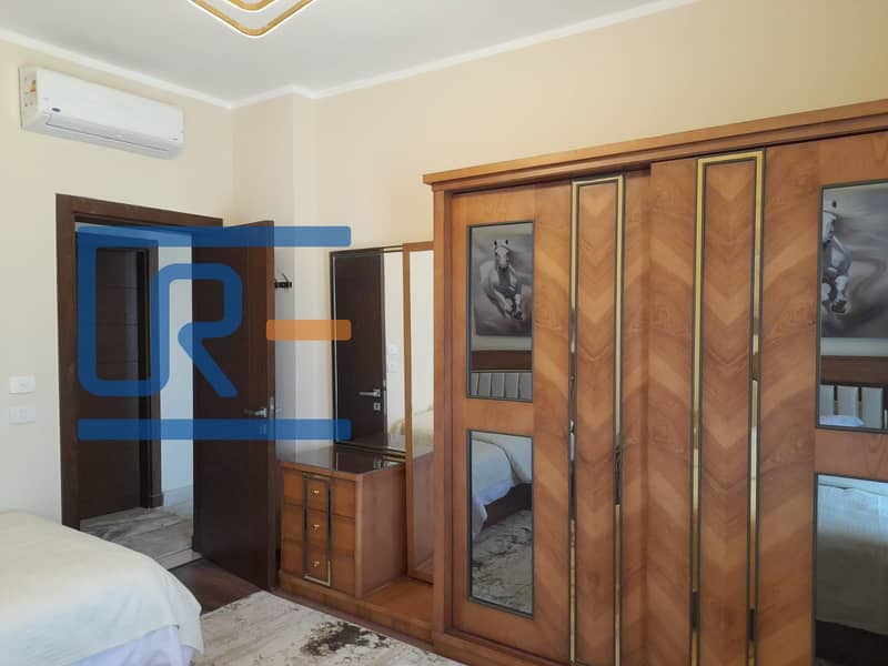 6 96d6d46c-591c-46de-968e-1a5d91a9c38c. jpg