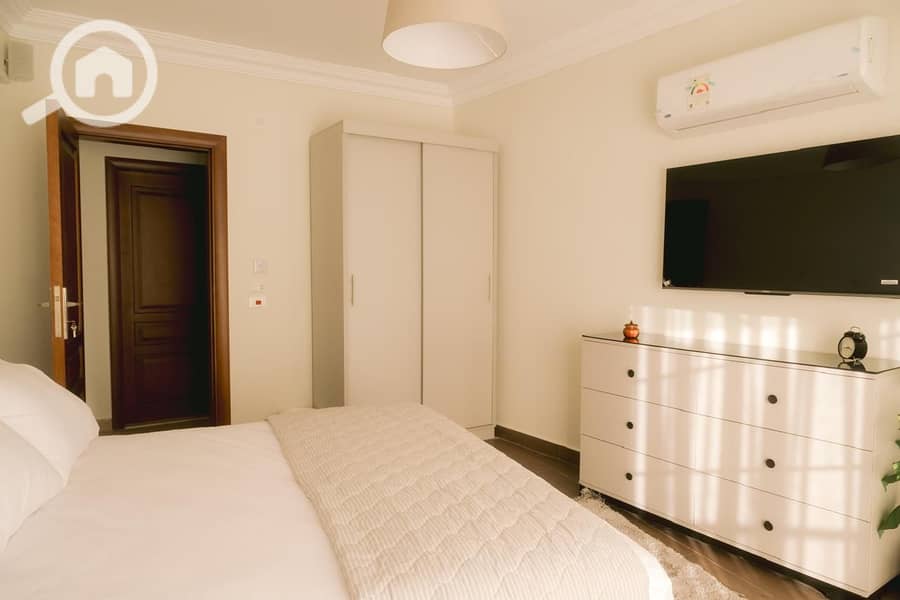 24 WhatsApp Image 2026-01-26 at 1.52. 08 PM. jpeg