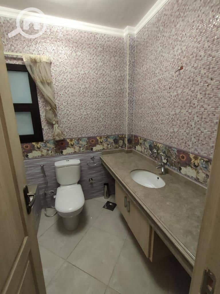 7 e16bf298-78bd-4485-9d52-59171f35cc78. jpg