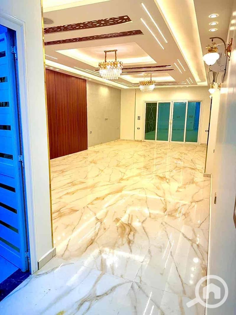 3 f95c67c3-f23f-475e-a207-b93ff108da7e. jpg