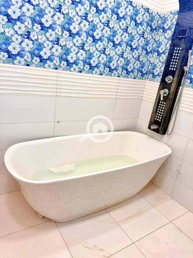 14 f5745f77-e64d-499f-a6bf-d98ca0910e40. jpg