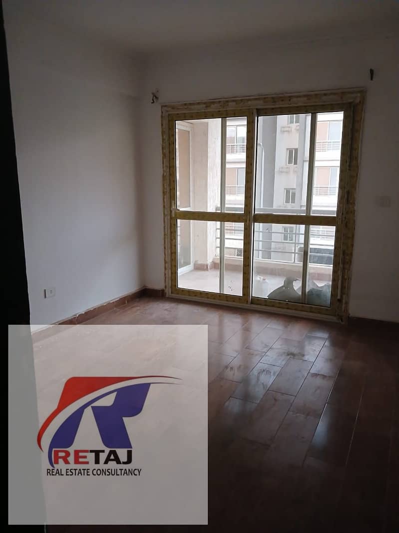 7 fe7f7847-95a5-4292-8de3-175751f2418b. jpg