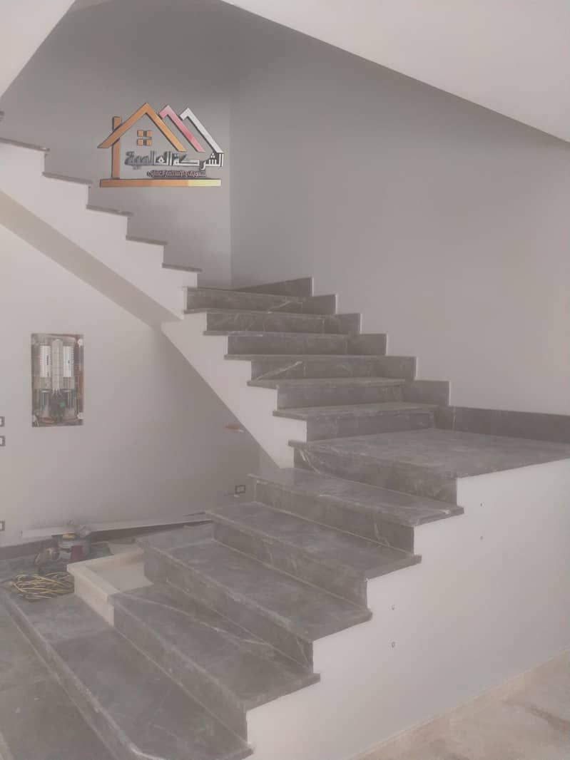 12 45795da6-a01f-4881-ad55-1cafe0f54731. jpeg