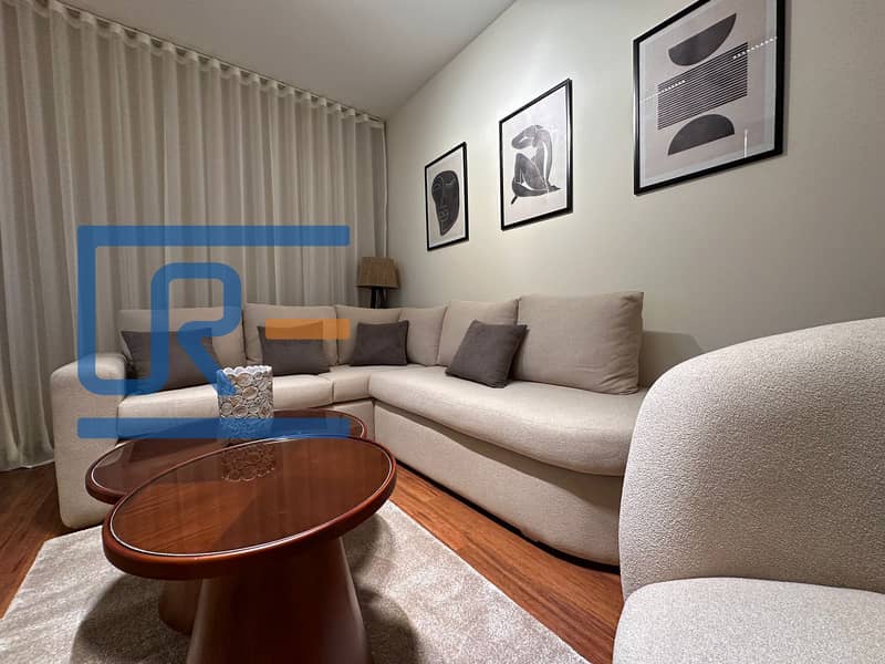 5 8fa61898-ec54-4634-9d8e-076bb456be8d. jpg