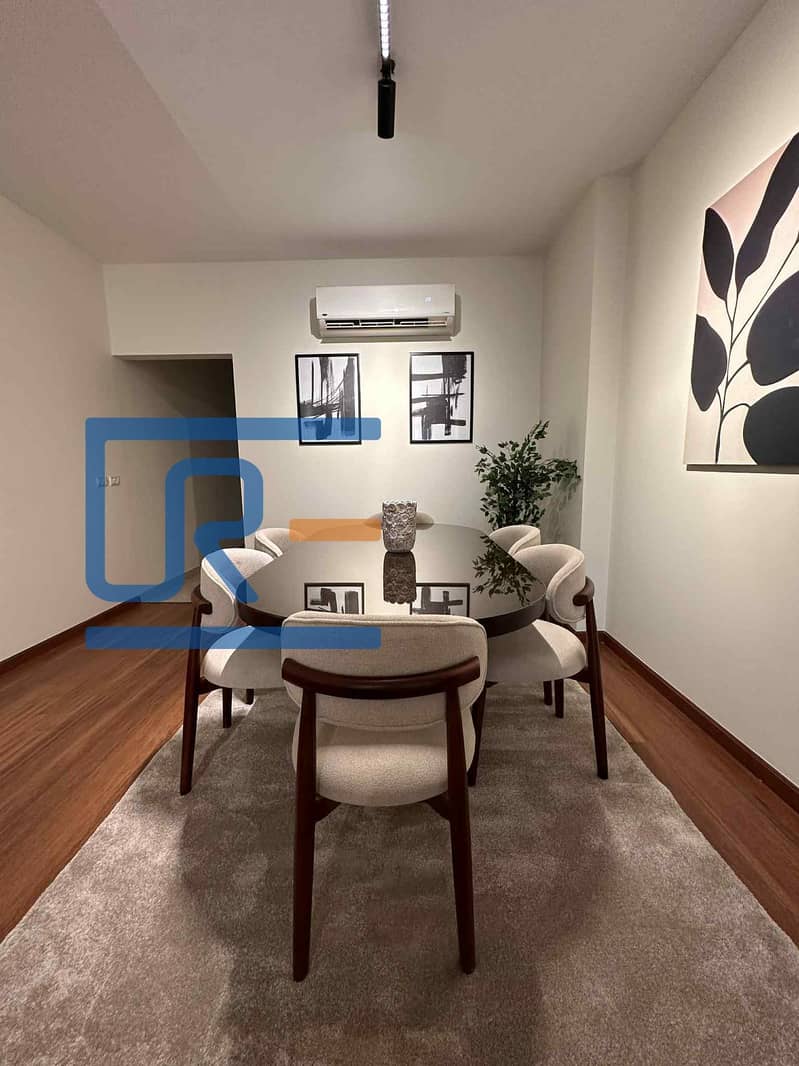 12 d30721af-d039-49ac-9224-8da71a3d0d4c. jpg