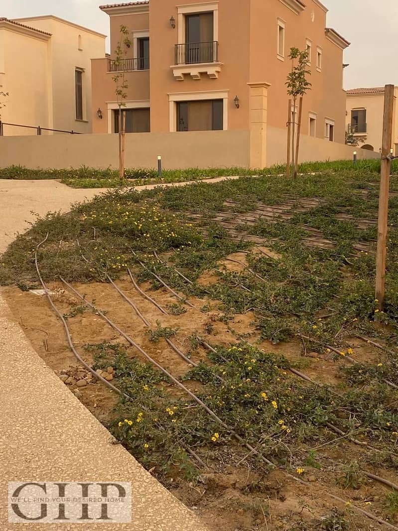 8 5d036748-e950-4156-9413-81ee01ea3f73. jpg