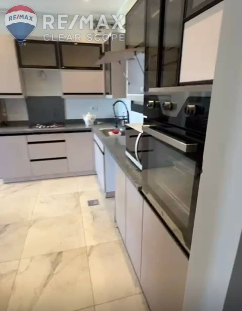 4 1bd3a38a-a4d0-4ca2-aa0a-3fc701f51ea6. jpg