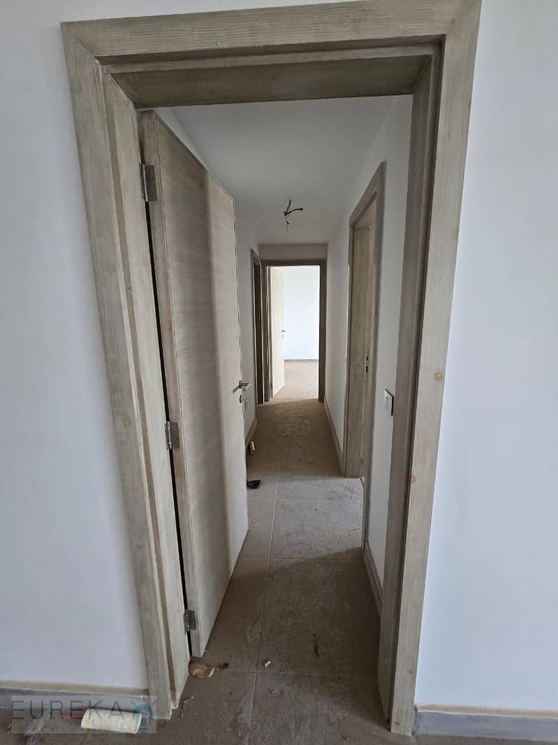 14 PHOTO-2026-01-22-12-17-33. jpg