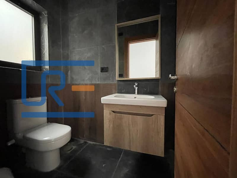 10 c08a4507-9bef-4f4f-b989-6bbc6d955bee. jpg