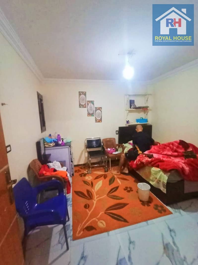 15 731763a6-fe82-428d-87e5-03db7ee17794. jpg