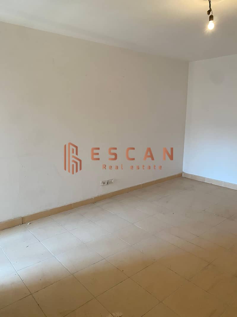 11 ef722ff5-6a7f-4bdc-a913-7395dd97681d. jpg