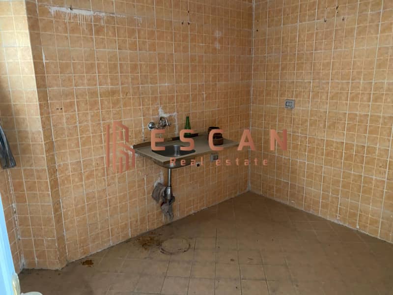 13 f8433ae8-0e27-47c7-bcca-033c86b463ae. jpg