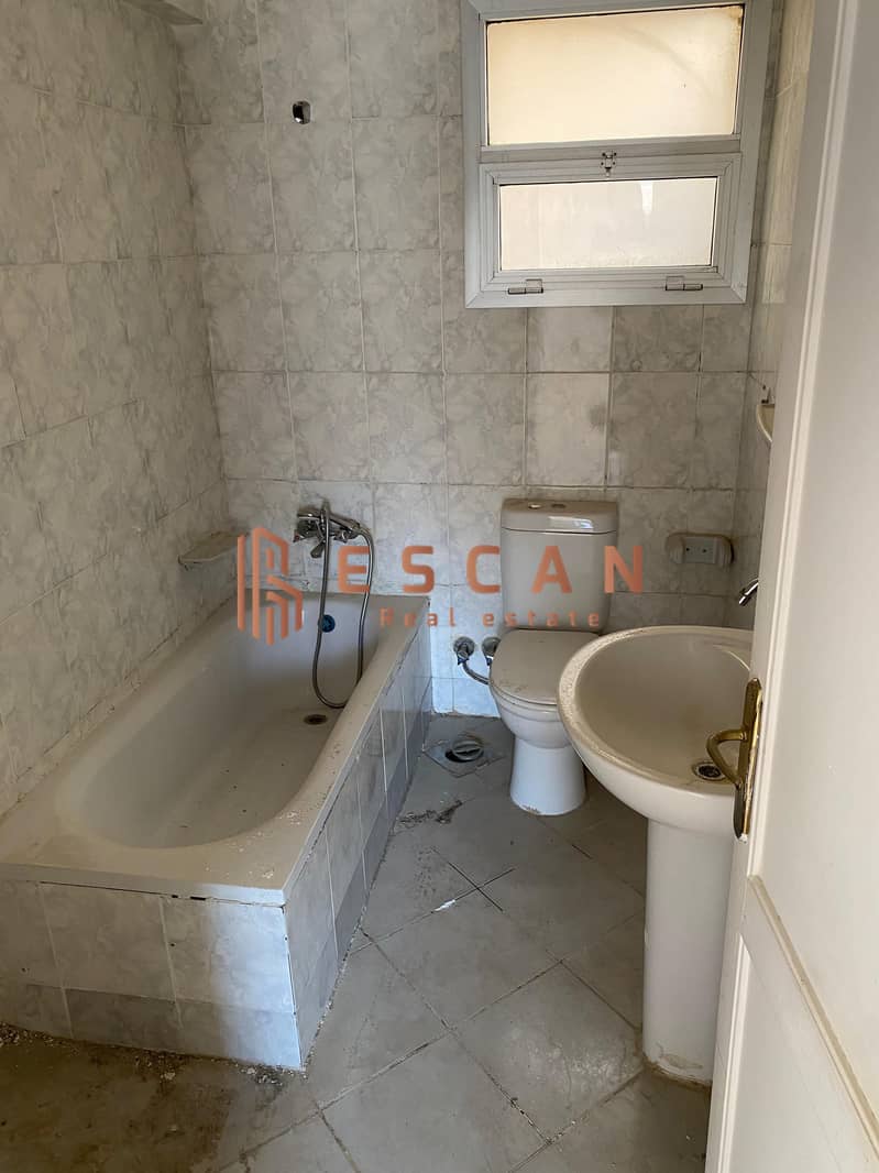 14 2bf42b41-c3af-4a5e-bfdf-c386f093b213. jpg