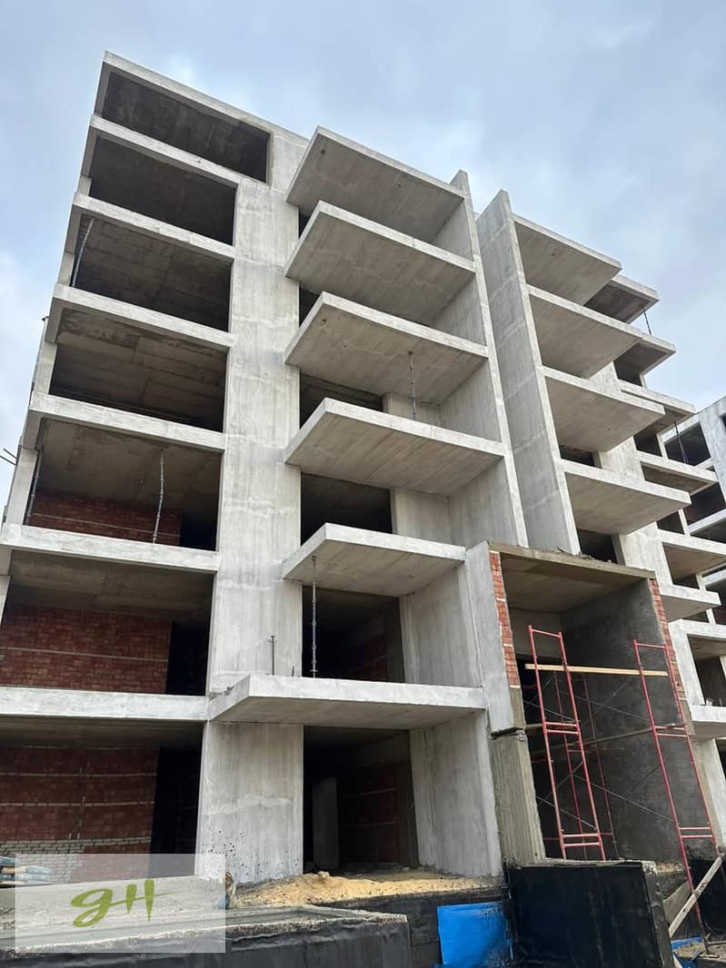 12 84e40dc1-7d69-4920-a0c9-02266c89d783. jpg