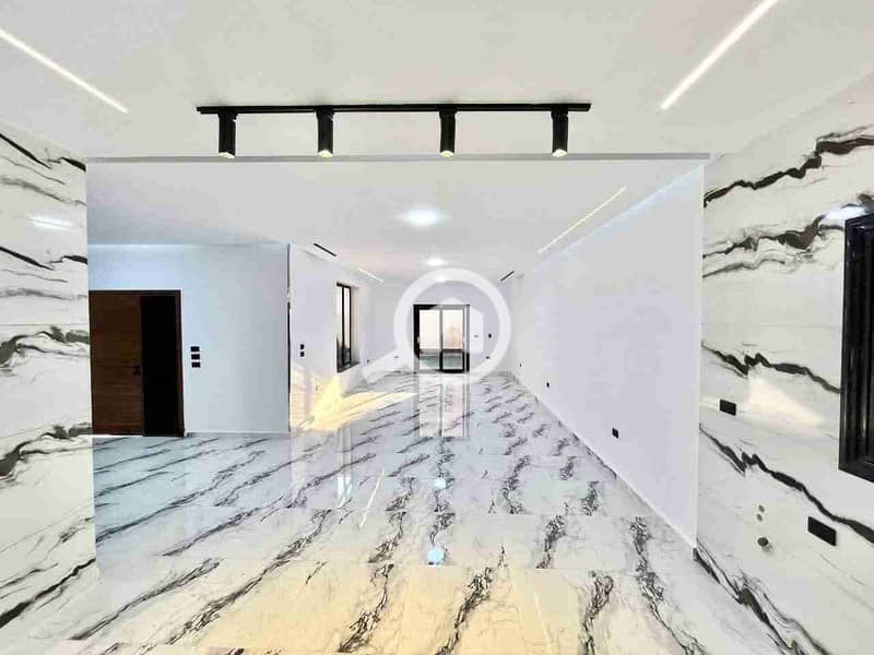 9 FB_IMG_1758579927908. jpg